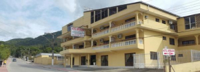 Отель Hotel Imperador Caldas  Санту-Амару-Да-Императрис